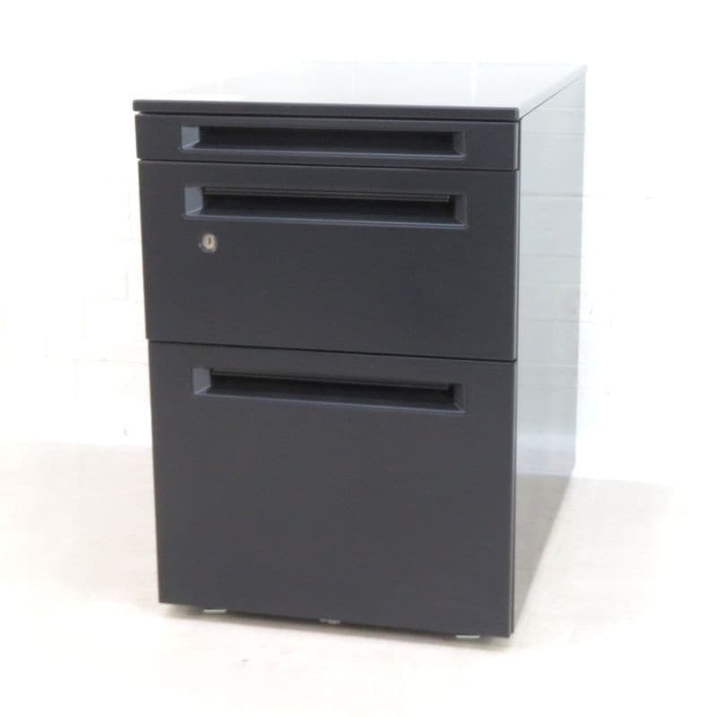 オカムラ 三段ワゴン ブラック 収納 黒 キャスター 中古 YH19762 配送サイズ160