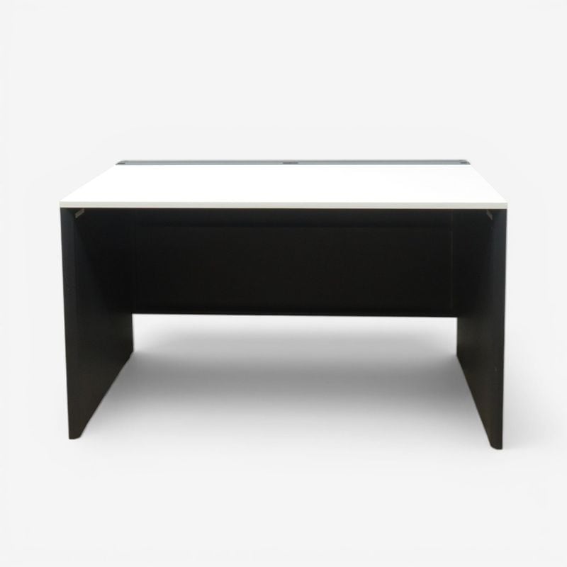 【中古】イトーキ 平デスク W1200 D700 H720 インターリンクR CLRP-512P-T1 ホワイト/ブラック 事務机 オフィスデスク 中古オフィス家具 AG19893