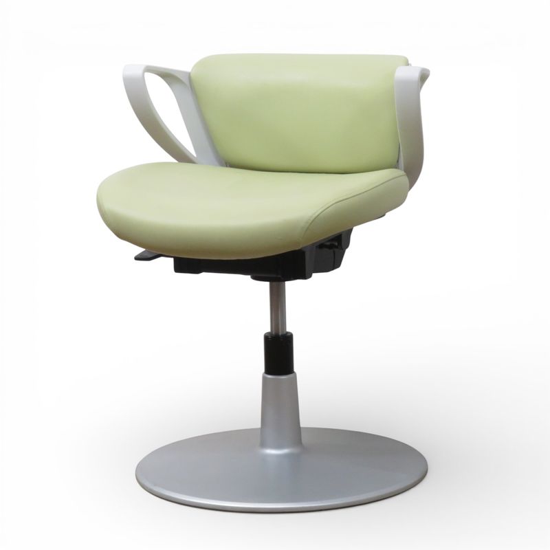 コクヨ  医療施設用チェア PVCレザー CRS-G534E1 ピコラ ライトグリーン 肘付き 患者用チェア 事務椅子  AG20367 中古 配送サイズ180