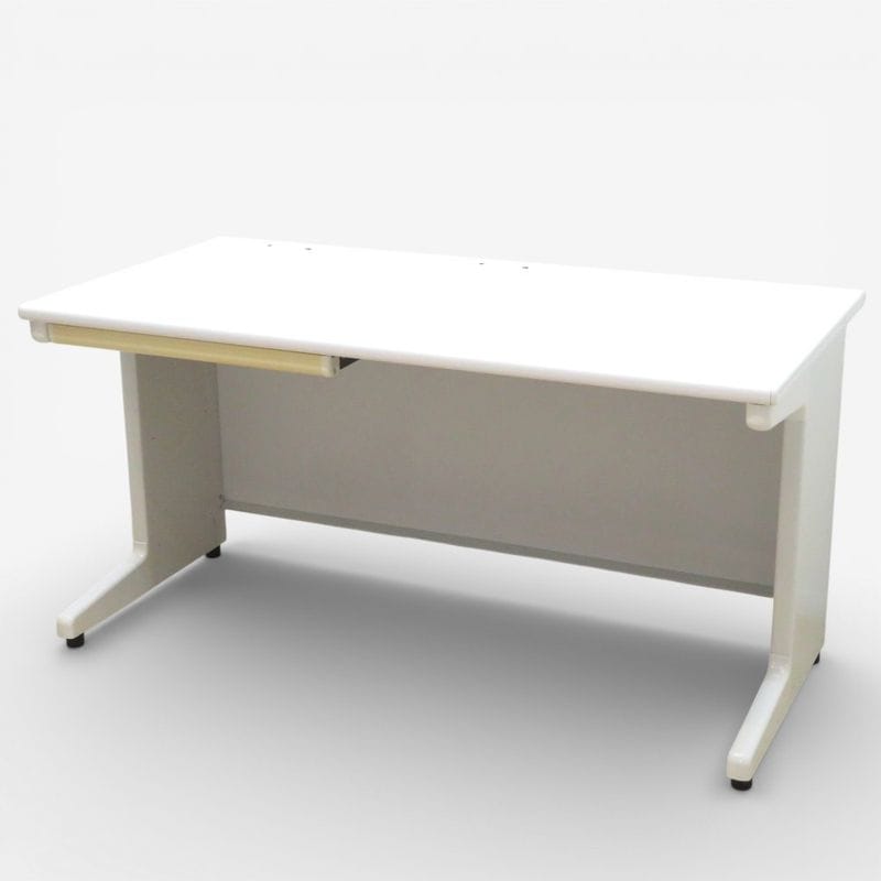 プラス 平デスク ホワイト LA-NT147 W1400 D700H700 事務机 オフィスデスク コンセント付き 中古 KK20340 YH20340 AG20340