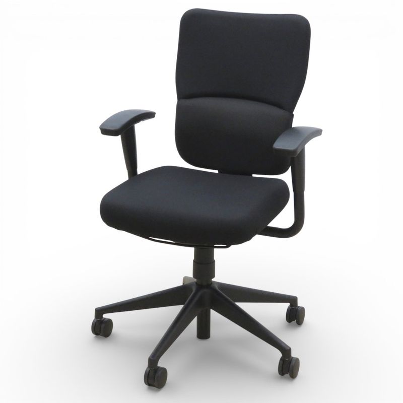 スチールケース LetsB レッツビー 肘付オフィスチェア ブラック 事務椅子 可動肘 ハイバック 布張り KK20498 中古 配送サイズ240