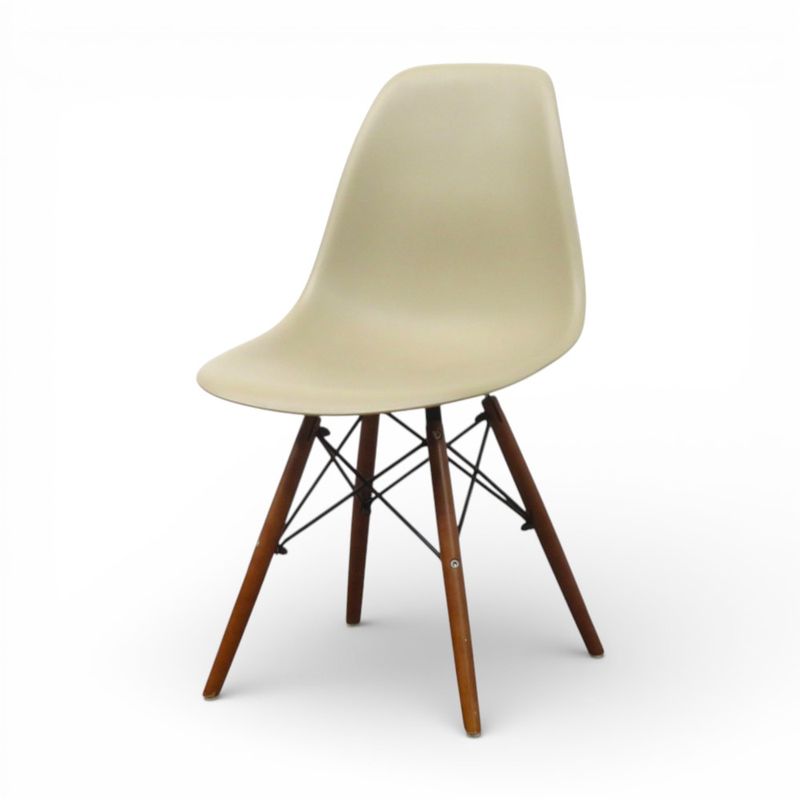 イームズ シェルチェア リプロダクト ベージュ ダイニングチェア カフェ ミーティングチェア 名品 中古 AG20557 配送サイズ200