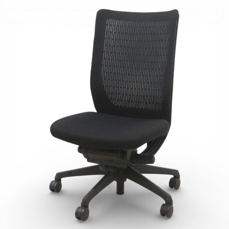 ※訳アリ特価 昇降不可※ オカムラ okamura ヴィスコンテ 肘無オフィスチェア CW72ZA-FBA1 ブラック メッシュ ハイバック KK15463-2 中古