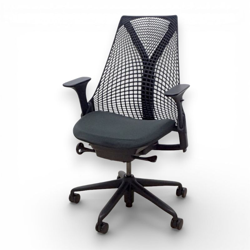 【中古】Herman Miller ハーマンミラー オフィスチェア セイルチェア 前傾チルト N2BKBBBKBK9115 ブラック 肘付き アジャスタブルアーム EG20746 中古オフィス家具