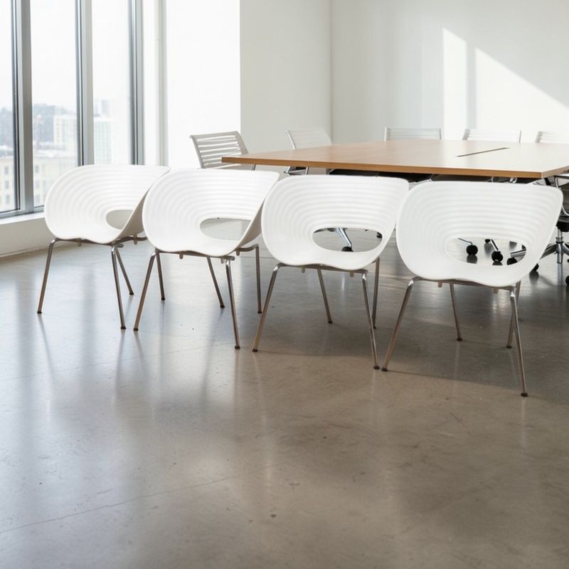 【中古/4脚】 ヴィトラ スタッキングチェア トムバック ホワイト Tom Vac ミーティングチェア 会議椅子 中古オフィス家具 AG20822-1