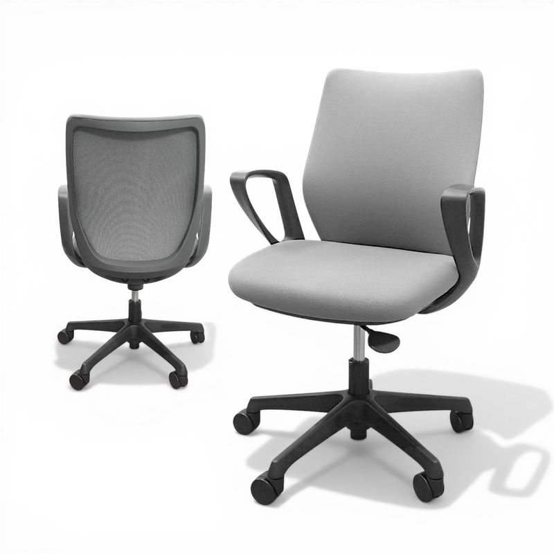 【中古】オカムラ CG-M オフィスチェア CG27ZR FM37 ライトグレー 布張り 固定肘付き 背ロッキング 事務椅子 中古オフィス家具 EG21040