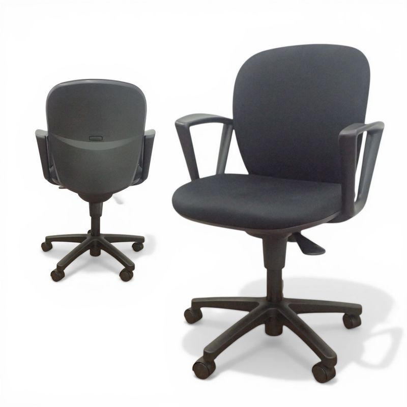 【中古/ランク２】イトーキ リエット オフィスチェア KFS-740GB-T1 ブラック 固定肘 ローバック 布張り 中古オフィス家具 EG21043-2