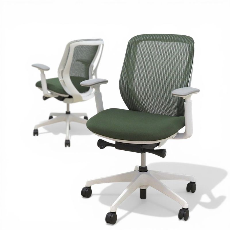 【中古】オカムラ シルフィー 2022年製 肘付きオフィスチェア C681XW FMR5 グリーン ローバック メッシュ 中古オフィス家具 KK21122