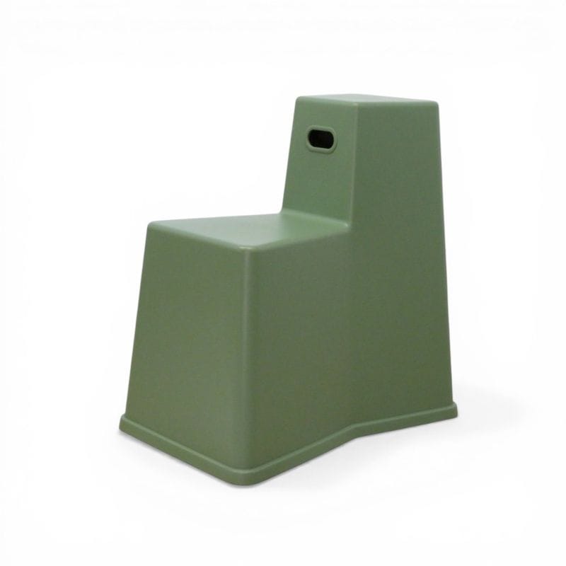 【中古】ヴィトラ  スツール ツール グリーン コンスタンチン・グルチッチ スタッキング  ミーティングチェア 屋外対応 中古オフィス家具 KK21140