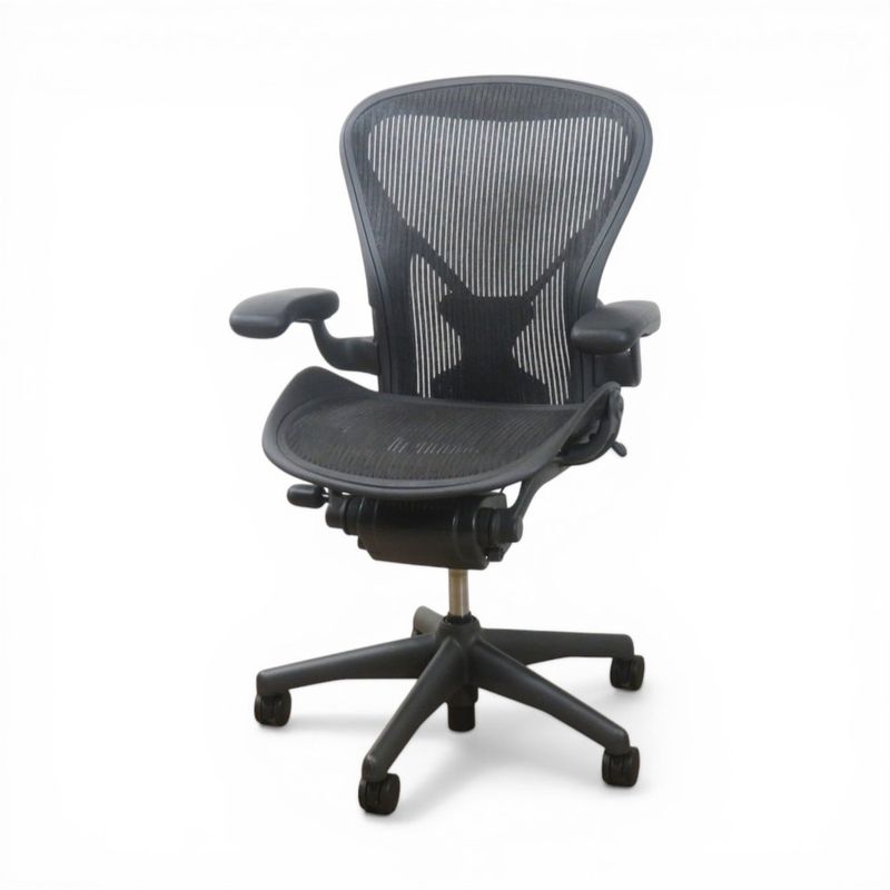 【中古】ハーマンミラー アーロンチェア Bサイズ AE112PWB-PJG1BBBK3D01 グラファイト ポスチャーフィット 固定肘 スタンダード AG21232