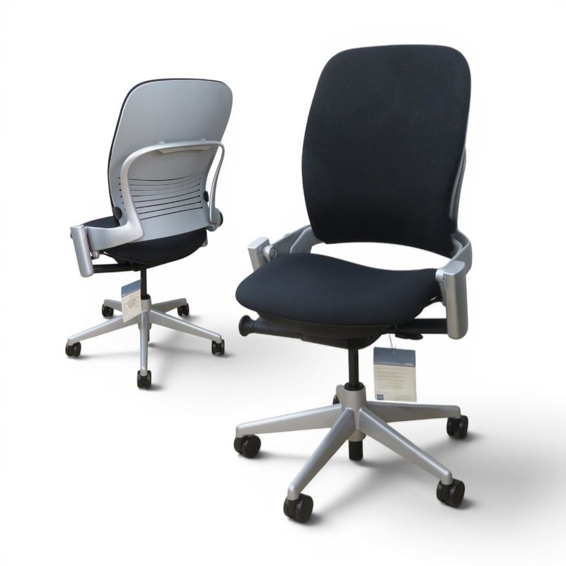 Herman Miller ハーマンミラー アーロンチェア 肘無し ハンガー付