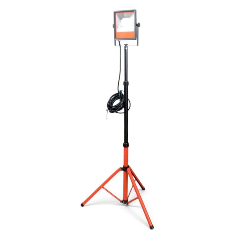 【中古】アイリスオーヤマ スタンドライト 防水 LWT-5000ST オレンジ 投光器 5000ルーメン LED 中古オフィス家電 YH22542