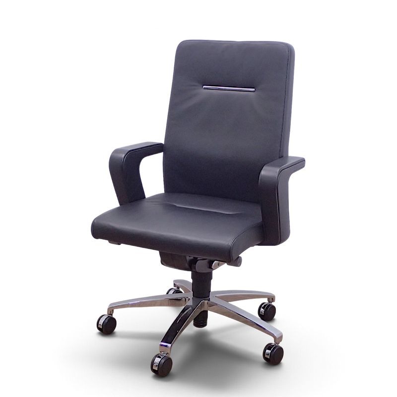 中古オフィス高級チェアの通販｜ビックリユース