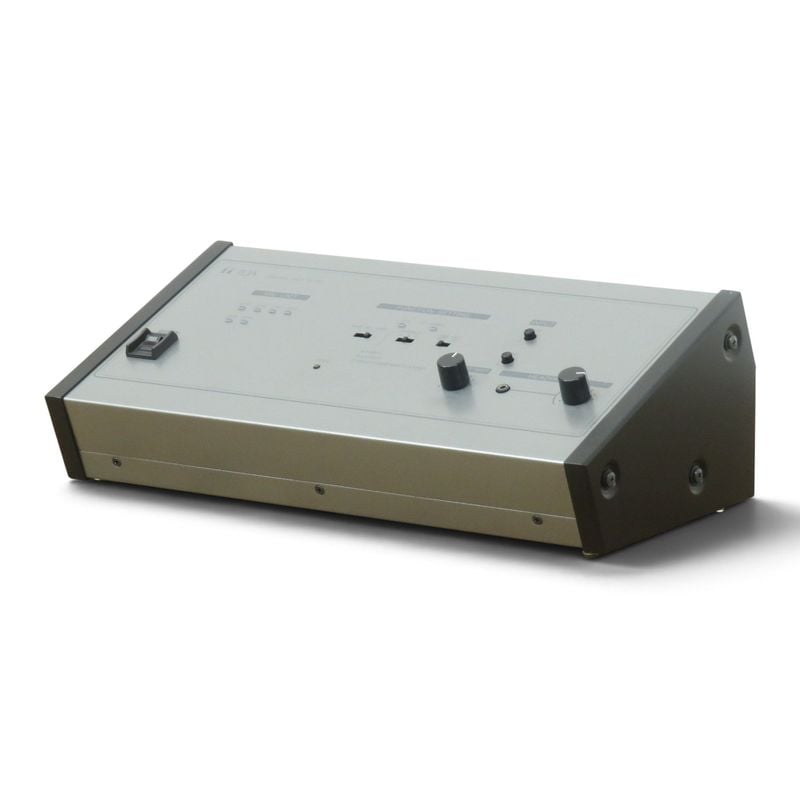 【中古】TOA センター装置 TS-800 ブラック 赤外線会議システム 中古オフィス機器 AG22674