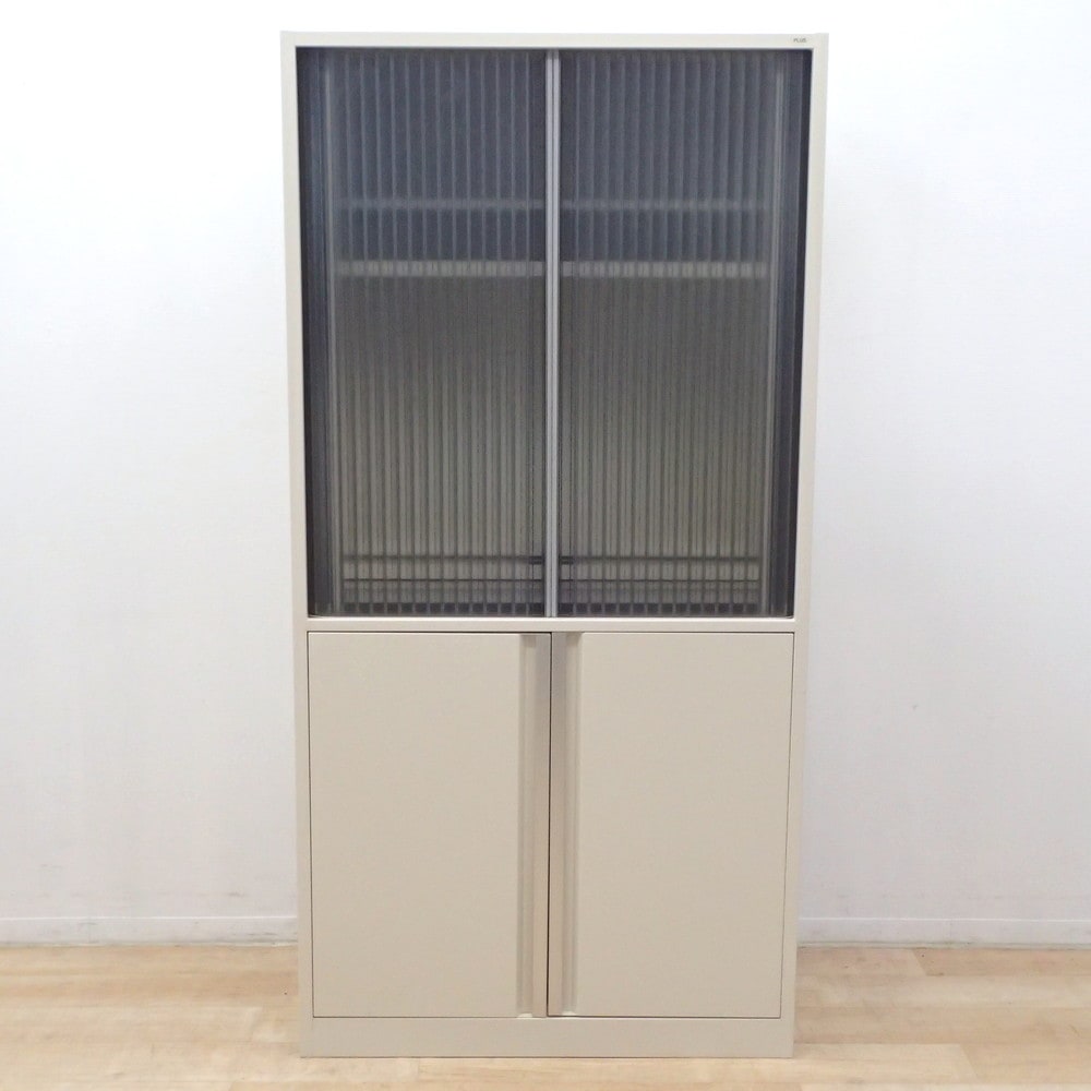 キャビネット◎今週末の引き取りで2万円です キャビネット◎今週末の引き取りで2万円です キャビネット◎今週末の