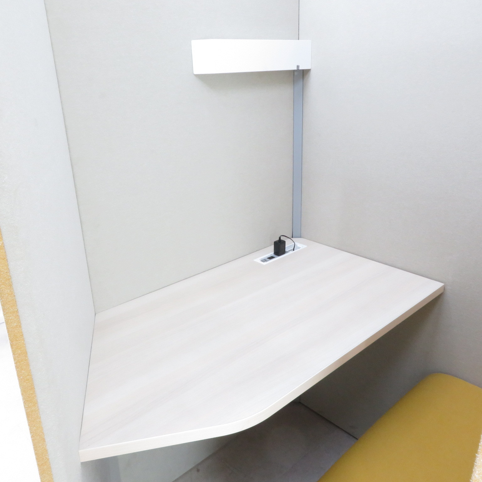 送料無料　WOW製　プレイテーブル LDW-120RX-R - ドロワーテーブル冷蔵庫（コールドテーブル