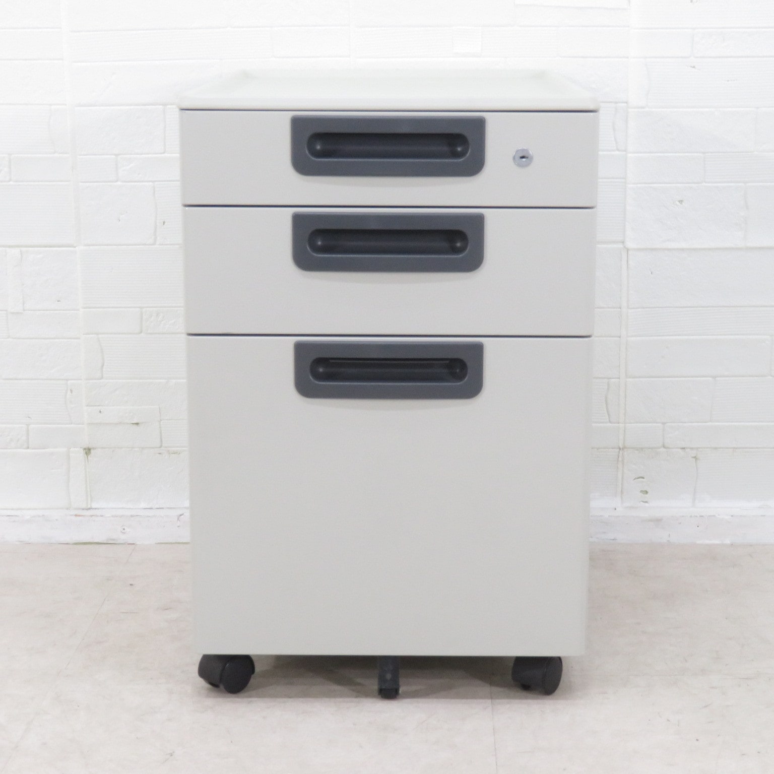 PLUS SP-046SC-B3 WH 3段ワゴン インサイドワゴン 引き出し★ PLUS SP-046SC-B3 WH 3段ワゴン インサイドワゴン 引き出し☆ 3 段 ワゴン