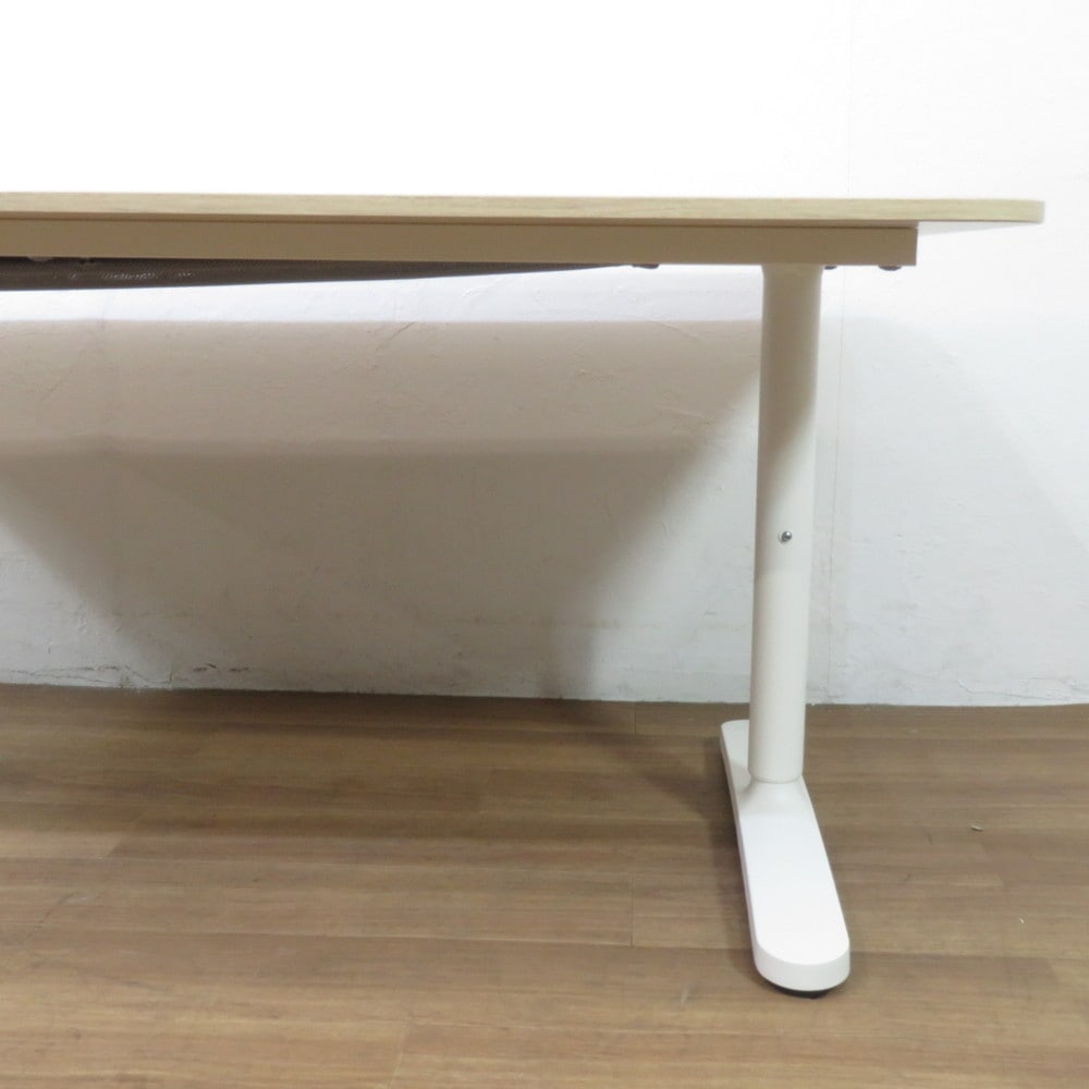 中古】イケア 平デスク ベカント ナチュラル W1600 D800 H650-850mm