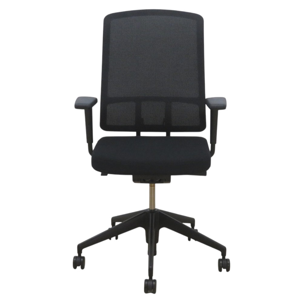 中古】ヴィトラ vitra. 肘付きオフィスチェア 2022年製 ブラック