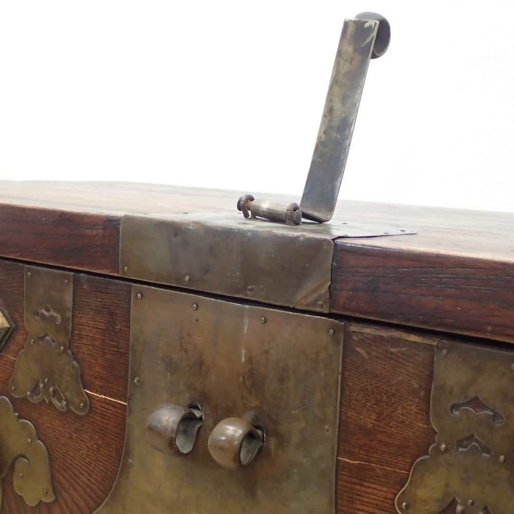 李朝箪笥 バンダジ 半閉櫃 古民具 李朝家具 古鉄金具 錠前無し KK19345