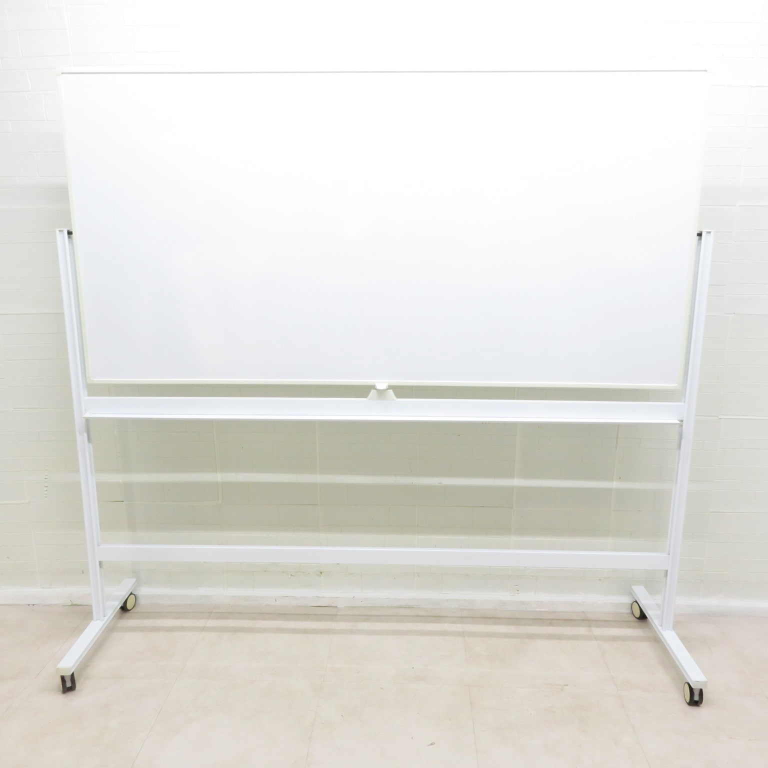 中古　ホワイトボード 移動式 キャスター付き 両面 幅180cm 高さ90cm 中古 ホワイトボード 移動式 キャスター付き 両面 幅180cm 高さ