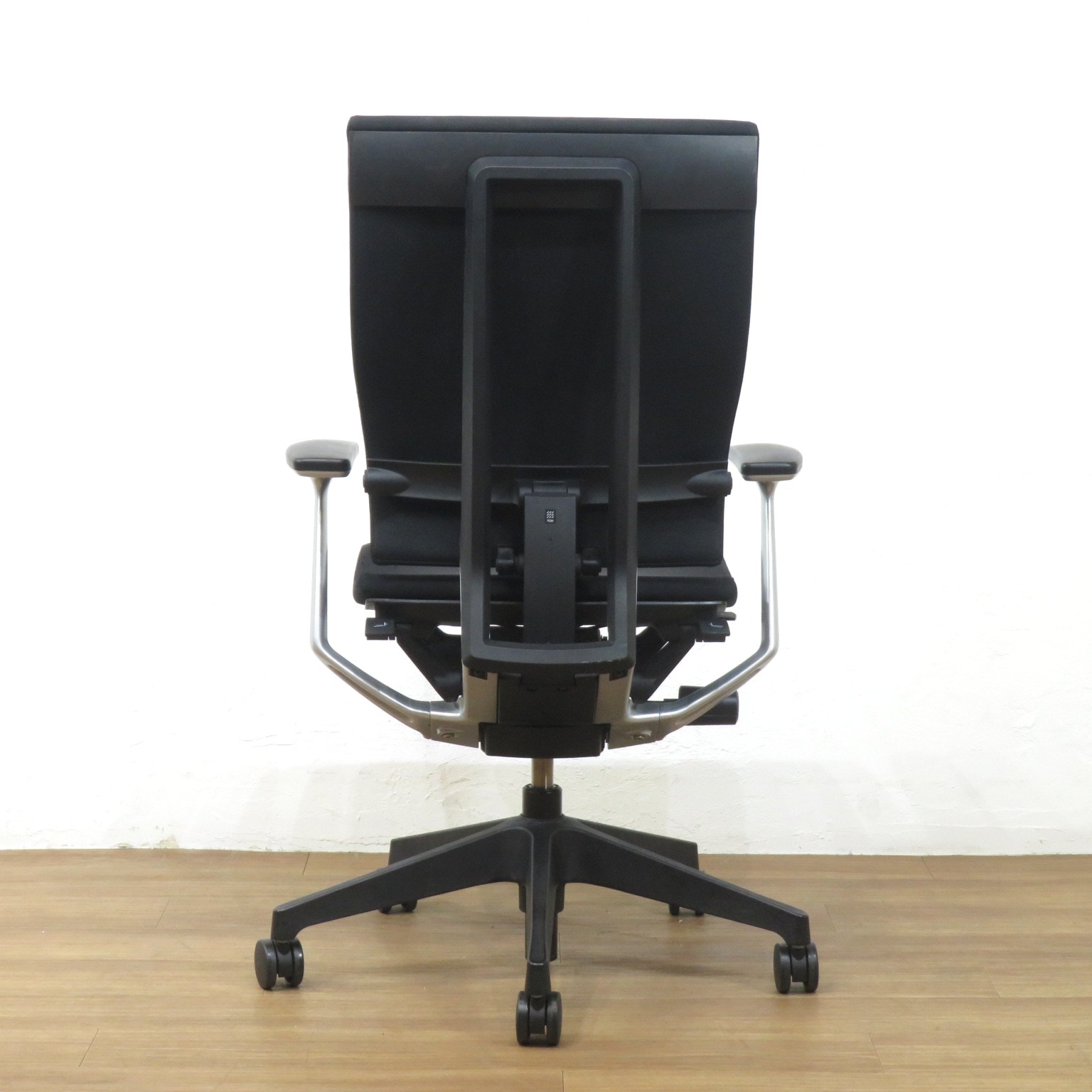 中古】イトーキ スピーナ オフィスチェア KE-715GP-T1T1 ブラック