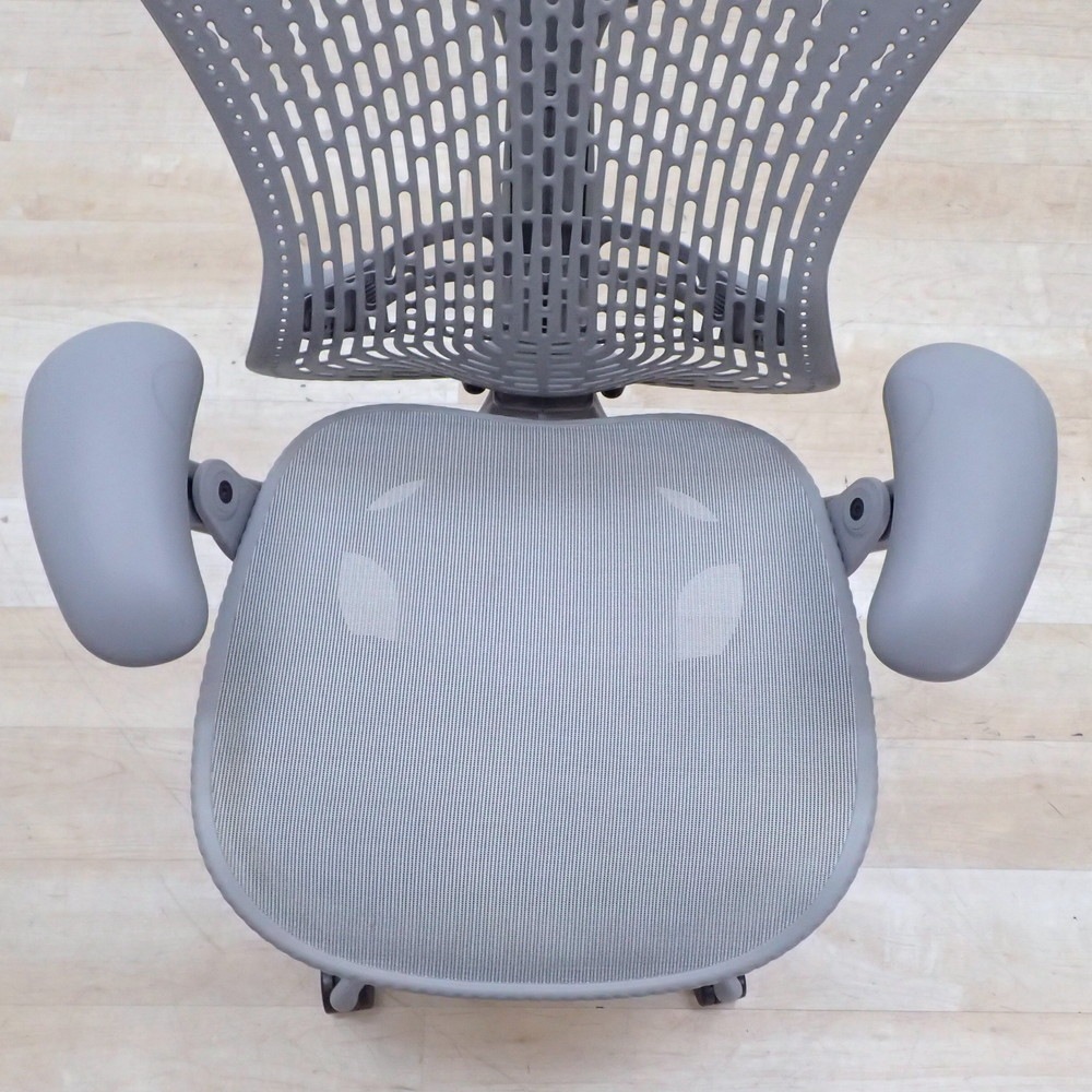 Herman Miller ハーマンミラー Mirra ミラチェア 肘付オフィス