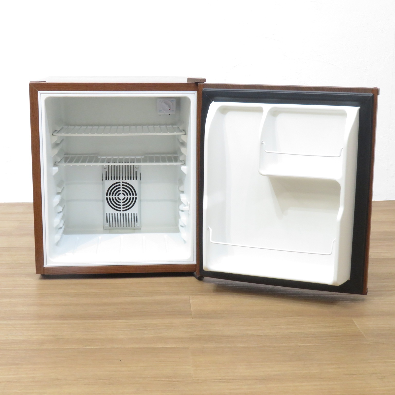 EMA 小型冷蔵庫 SR-R4802 木目調 48リットル 中古