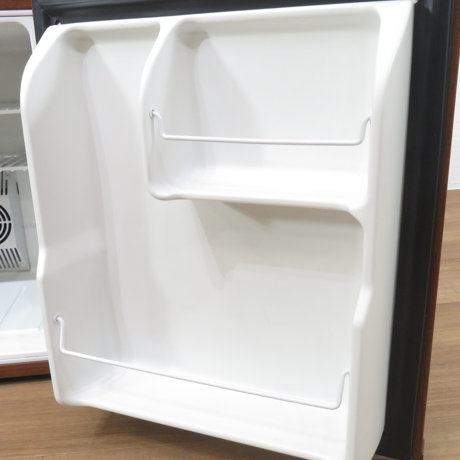 EMA 小型冷蔵庫 SR-R4802 木目調 48リットル 中古