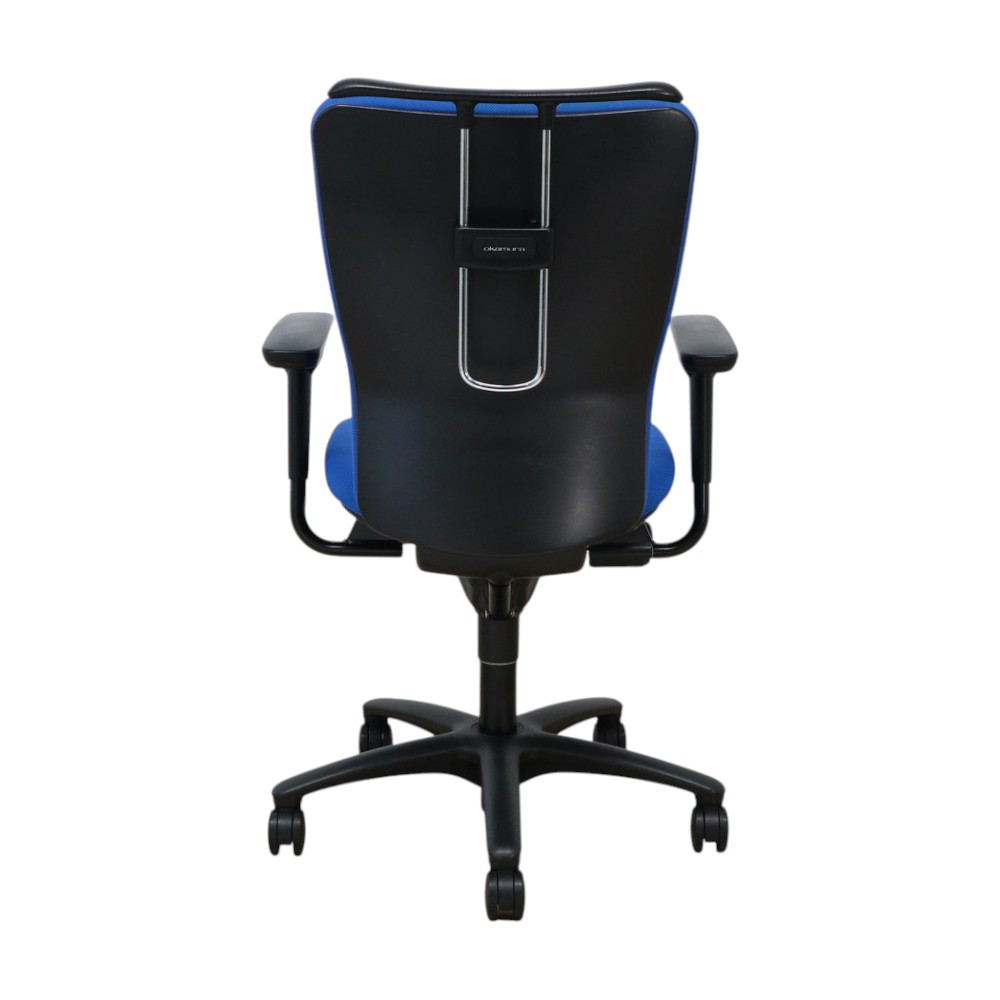 オカムラ デスクチェア ブラック ハンガー付　CK36ZR FS14 中古】オカムラ 肘無オフィスチェア カロッツァ ハイバック CK36ZR