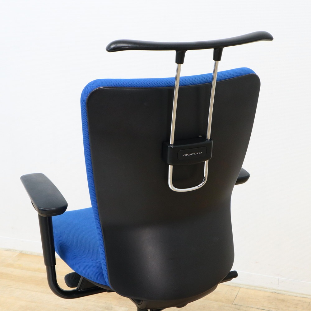 中古】オカムラ 肘無オフィスチェア カロッツァ ハイバック CK36ZR