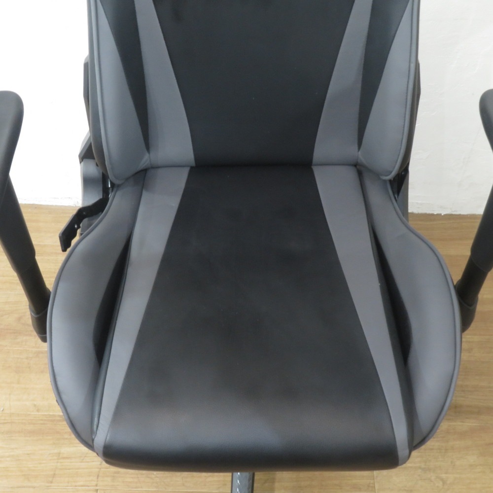 中古】GTレーシング ゲーミングチェア ブラック/グレー 肘付き 