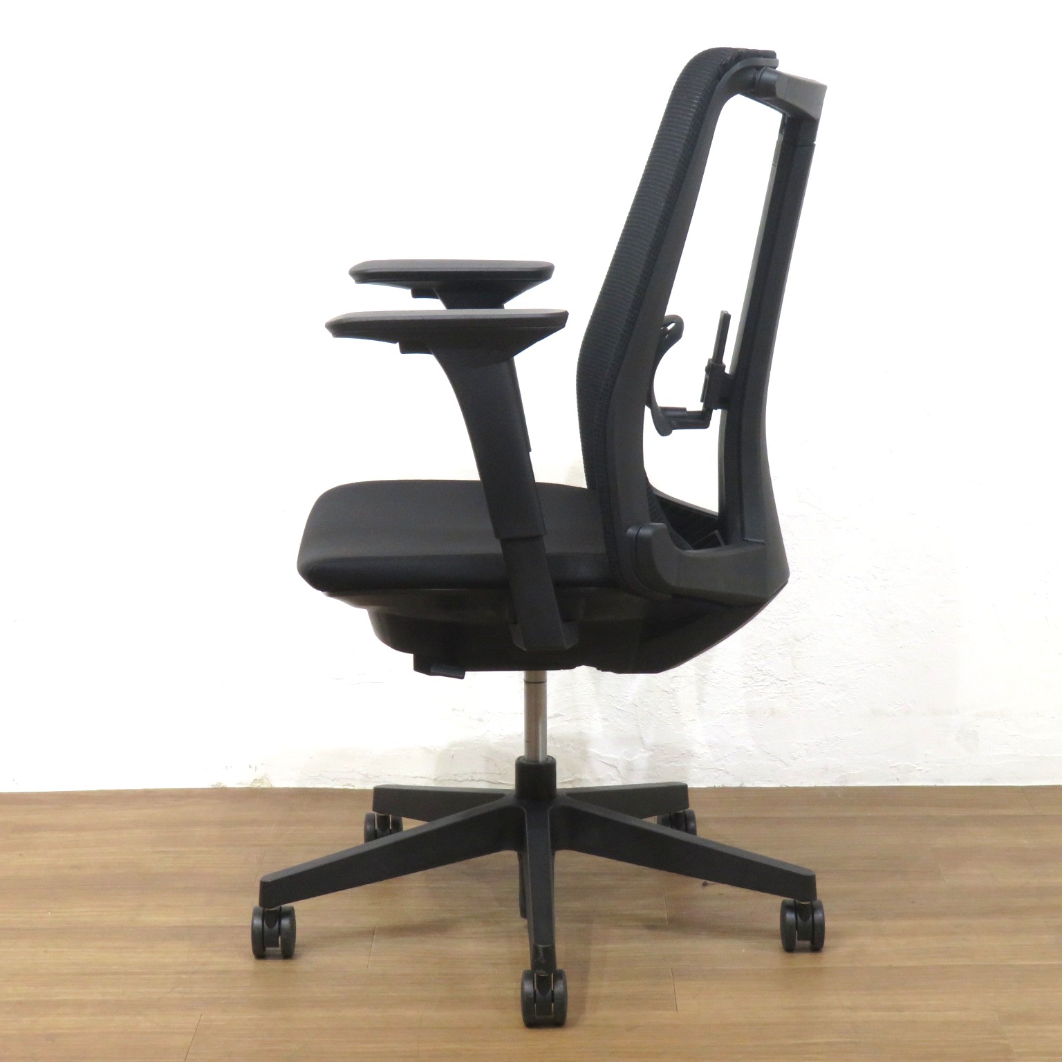 中古/訳有】イトーキ オフィスチェア サリダ YL8-BL-AEL ブラック