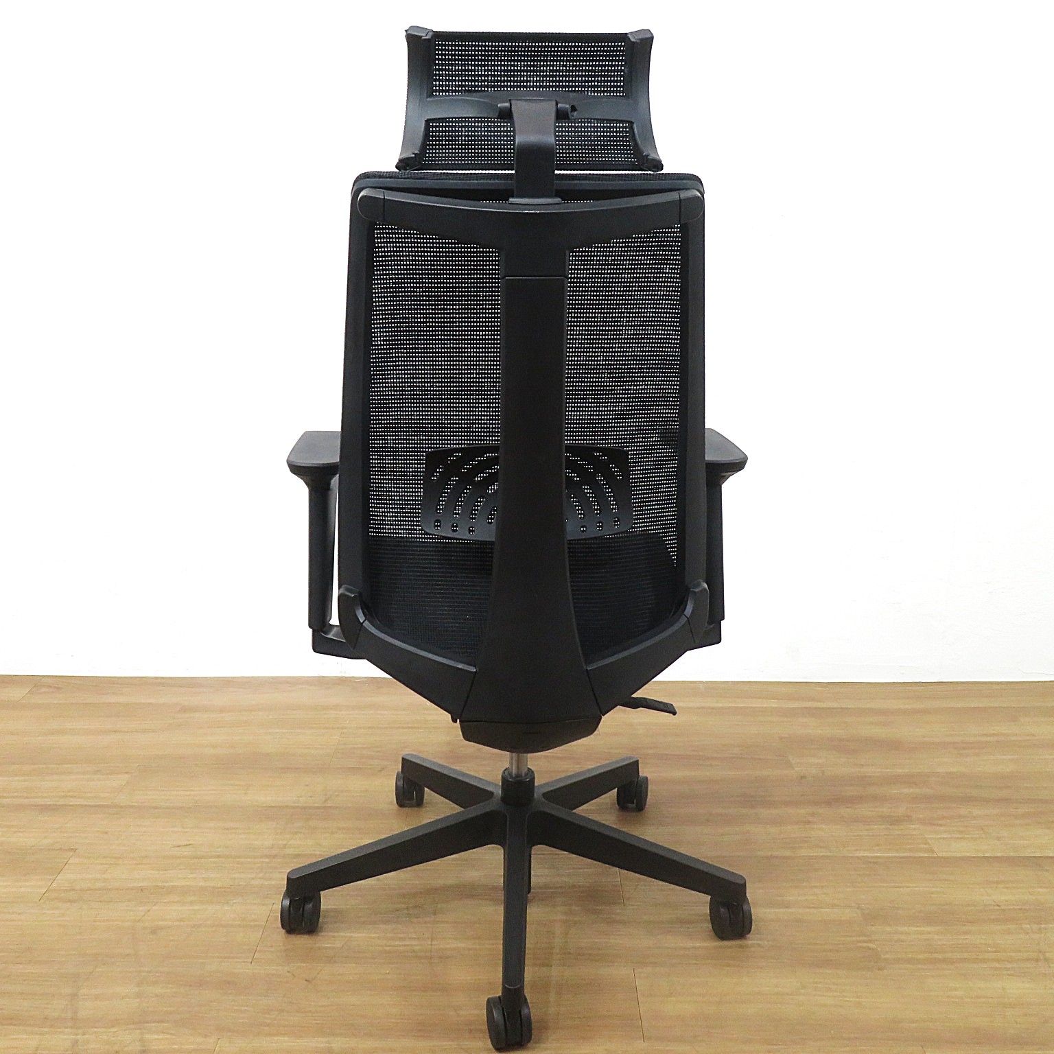 中古】イトーキ オフィスチェア サリダ YL8-BL-AEL ブラック
