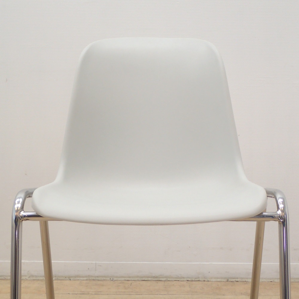 2脚セットMOD ELENA スタッキングチェア ホワイト イタリア製 MOD ELENA モッドエレナ スタッキングチェア イタリア ホワイト