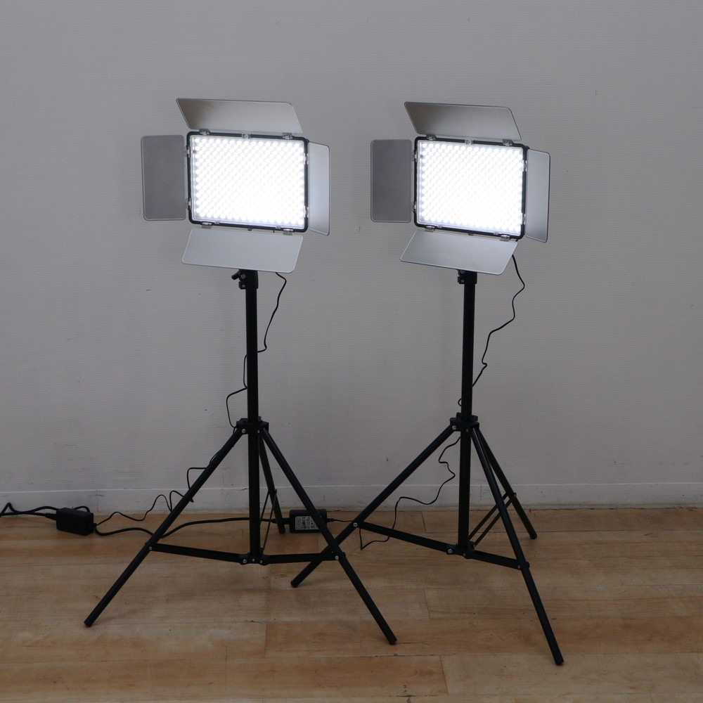 中古】撮影器具 SAMTIAN TL-600AS LEDライト2灯・SLIK GX-m 7500 VIDEO