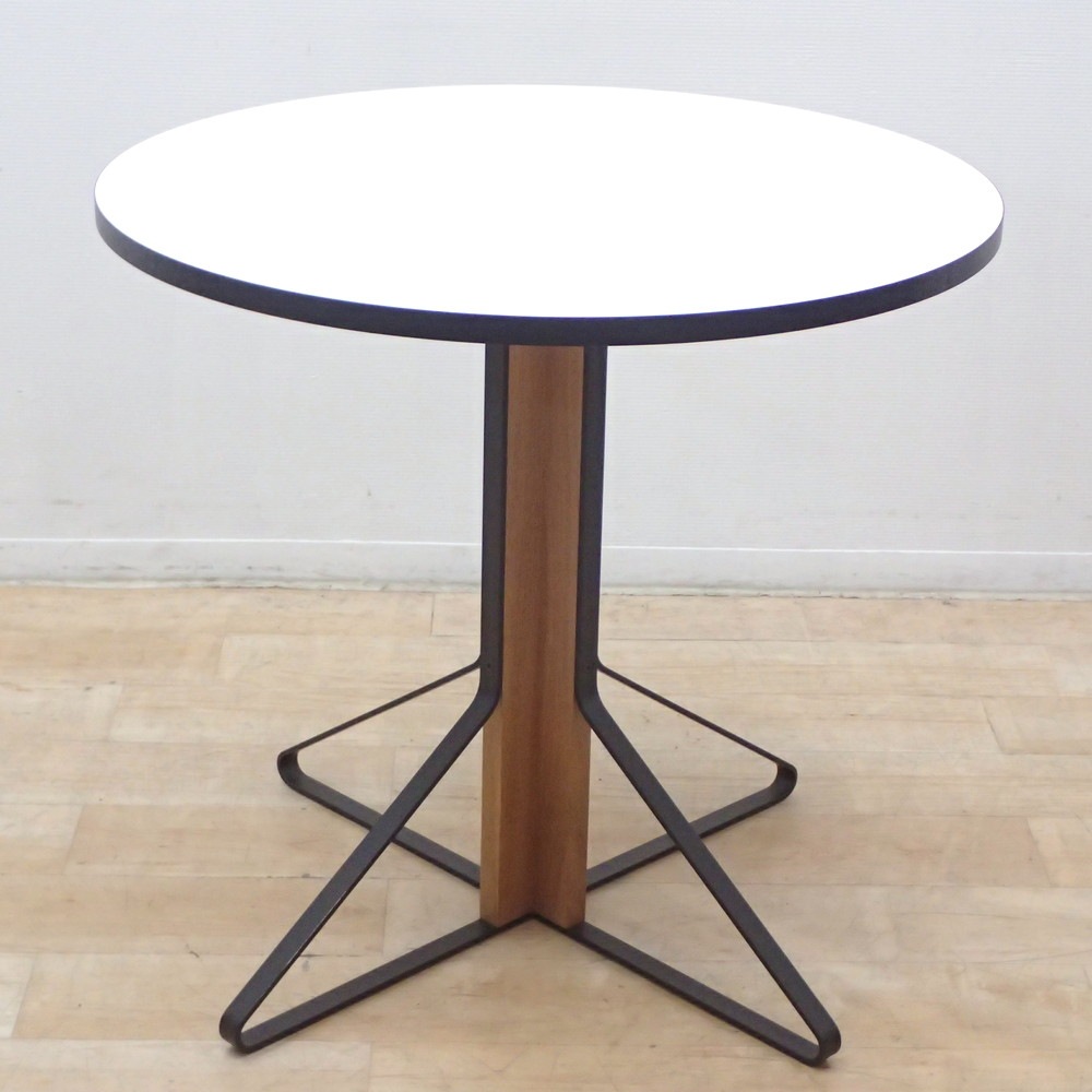 artek カアリ 丸テーブル ホワイト/ブラック ロナン&エルワン