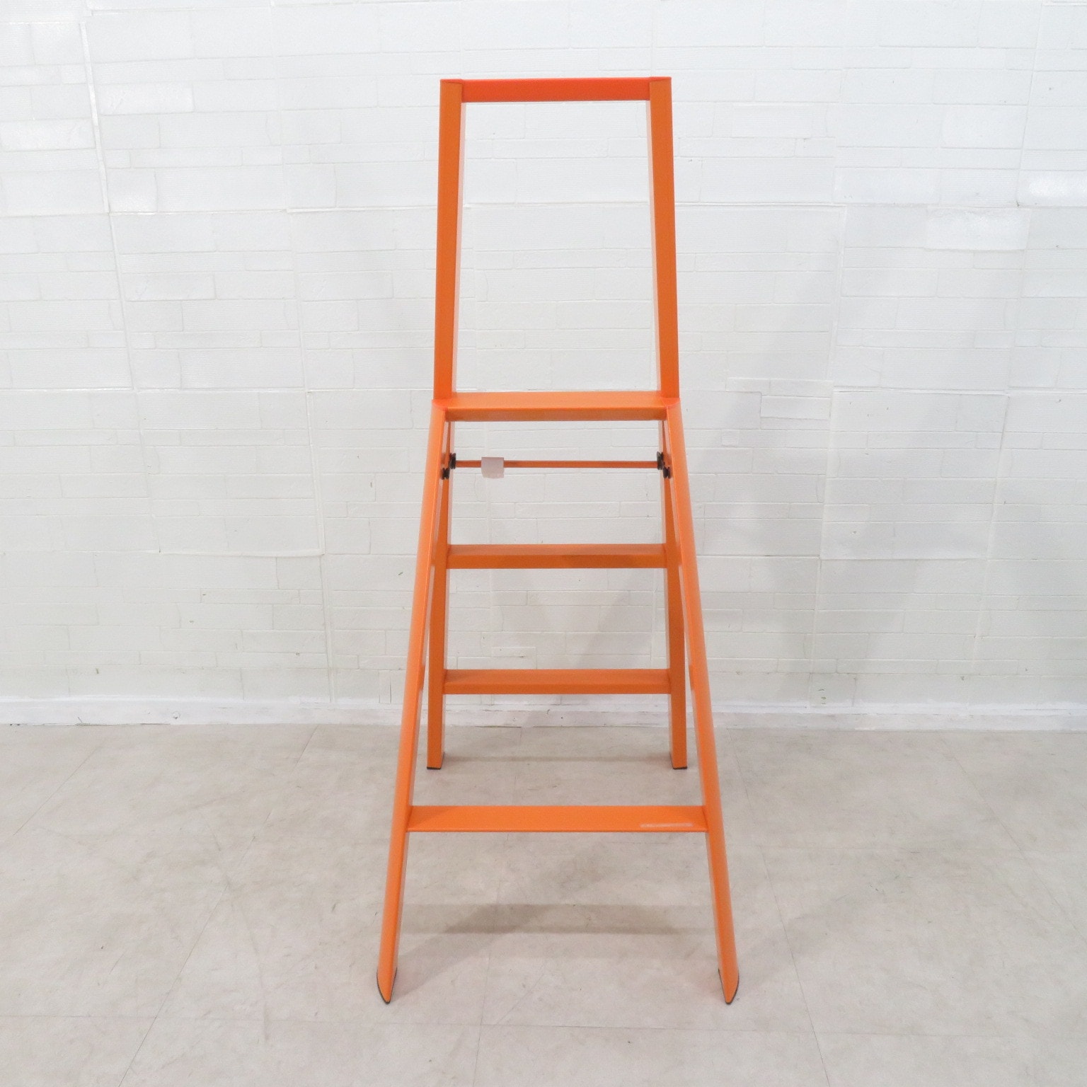 引取歓迎@東京]lucano 3-step_脚立_オレンジ 【公式通販】