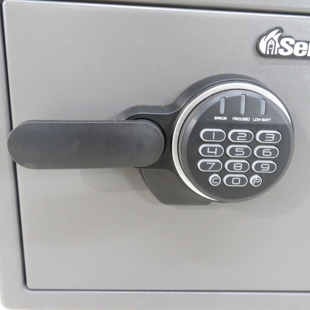 Sentry Safe セントリー耐火金庫 CH2 セキュリティケース