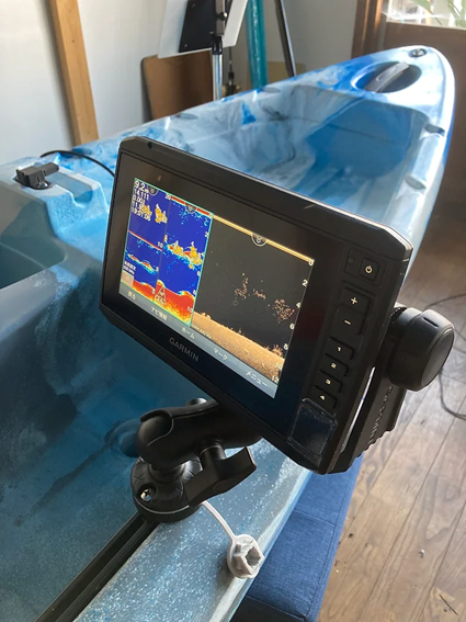 可変魚探マウント