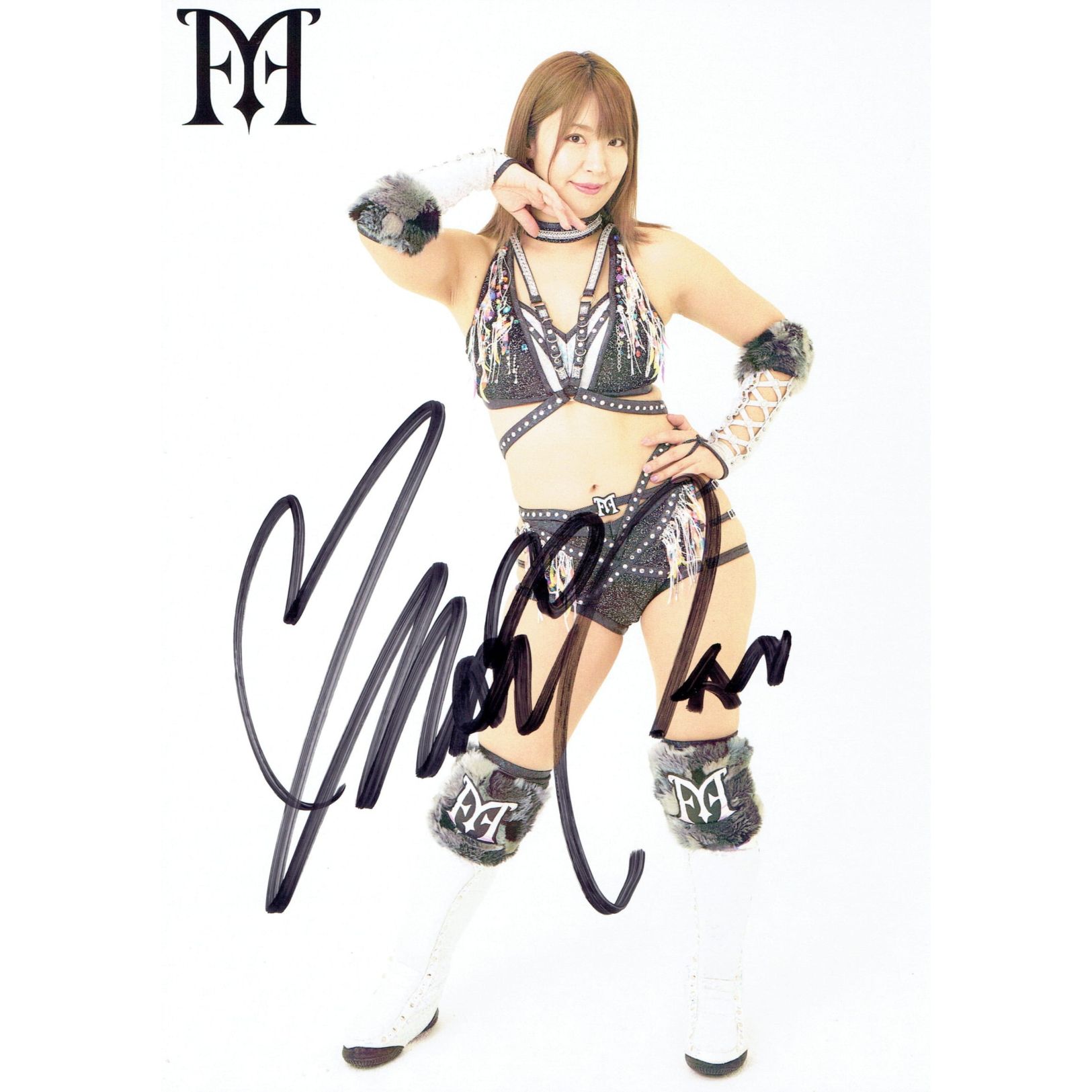 女子プロレス　マリーゴールド　直筆サイン入りカード　桜井麻衣　トレカ 桜井麻衣 #8 マリーゴールド ポートレート 直筆サイン入り