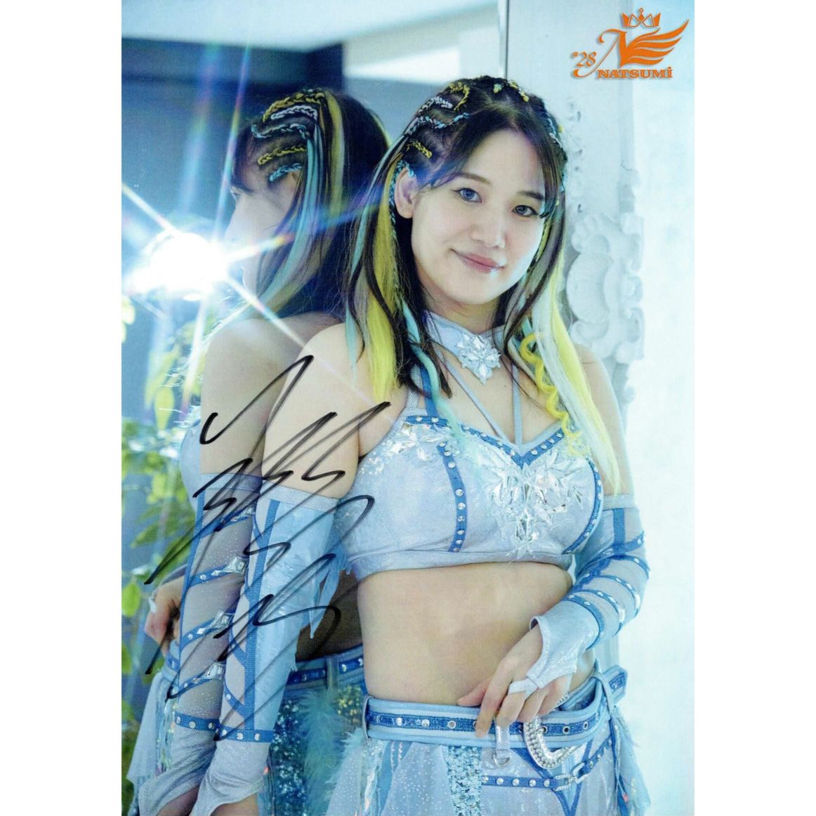 イヨ・スカイ WWE マリーゴールド サイン入りポートレート写真フレーム② 🟧両国国技館大会新発売グッズ情報 イヨ・スカイ サイン入りポート