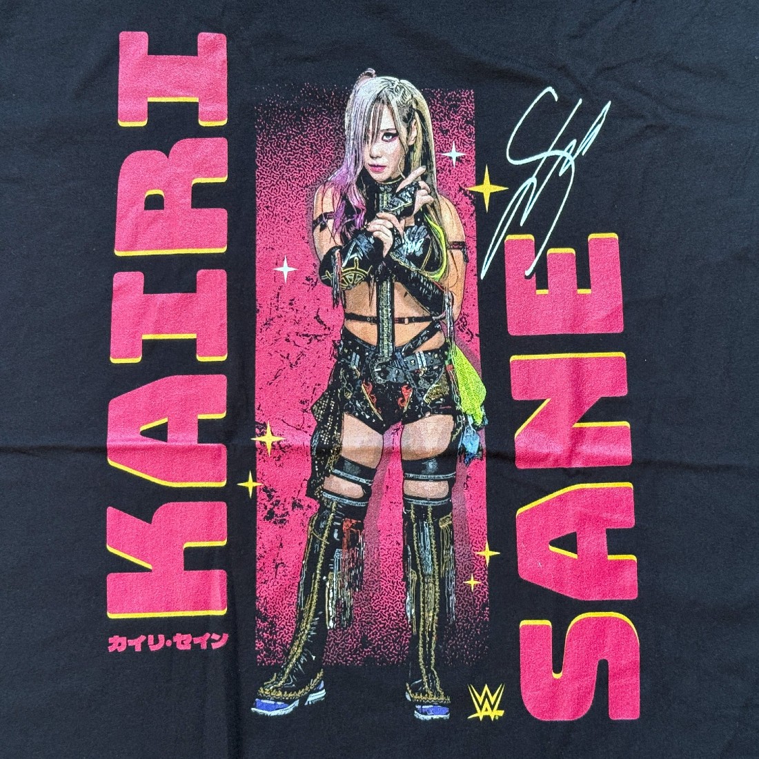 未開封　公式　WWE プロレス　Tシャツ　カイリ・セイン　カイリセイン WWE カイリ・セイン Kairi Sane Tシャツ | WWE | ビッグブルー