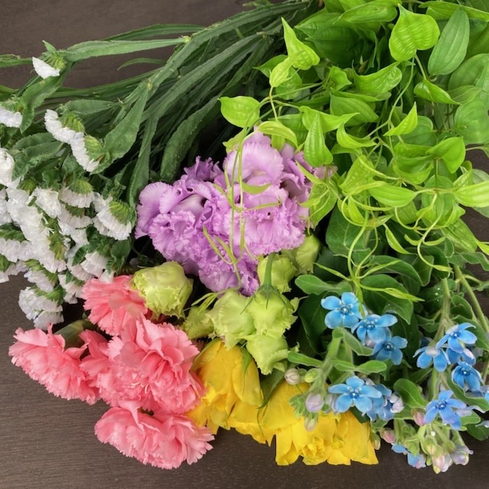 お花の福袋Sサイズ 5品種以上20～40本 おまかせ生花の詰め合わせ※お