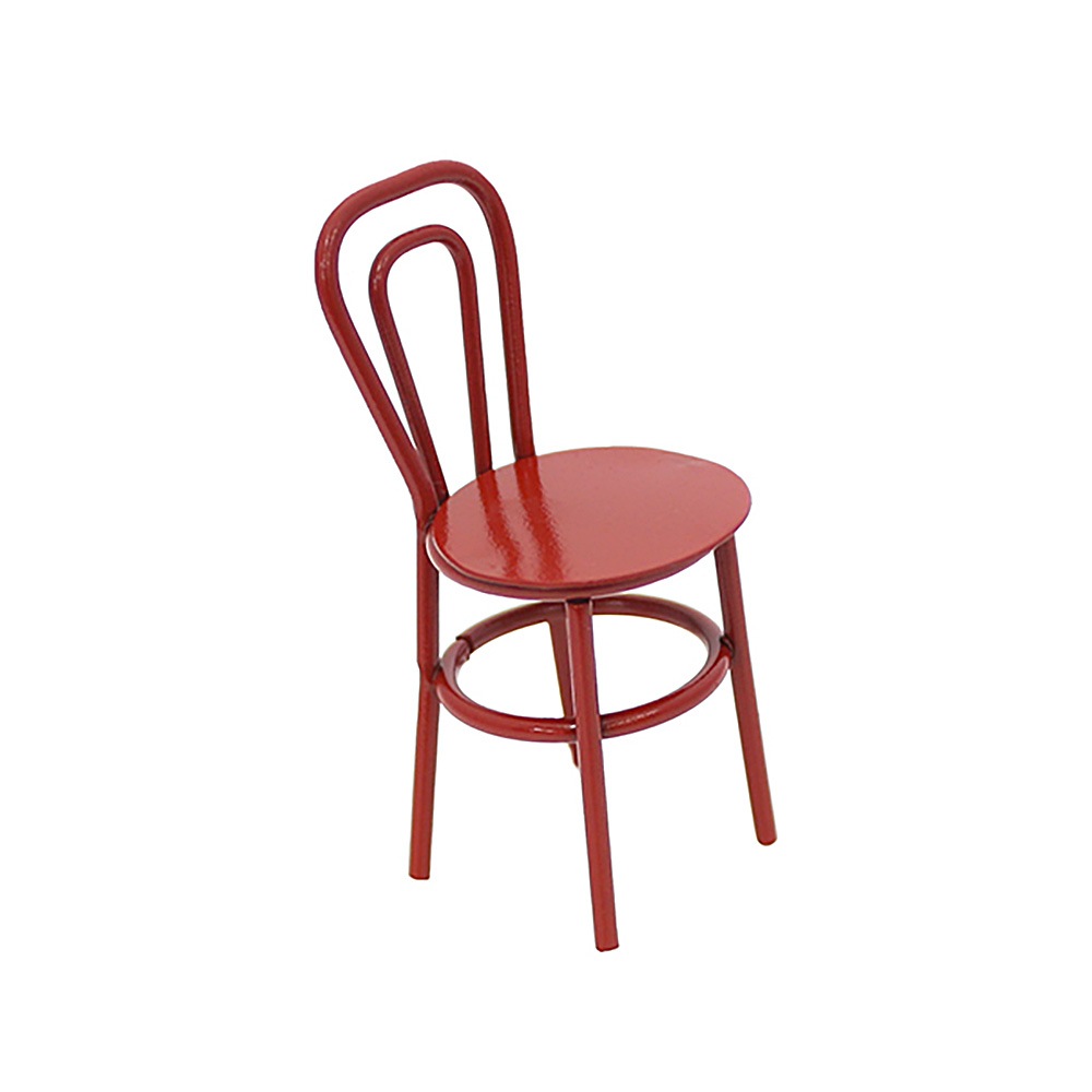 赤いシングルチェア