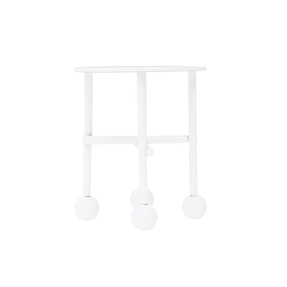 白いミニテーブル