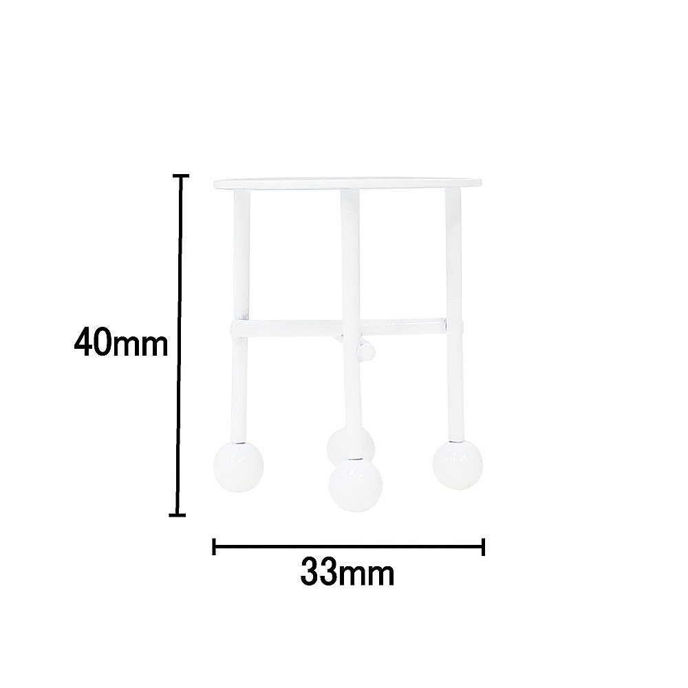 白いミニテーブル