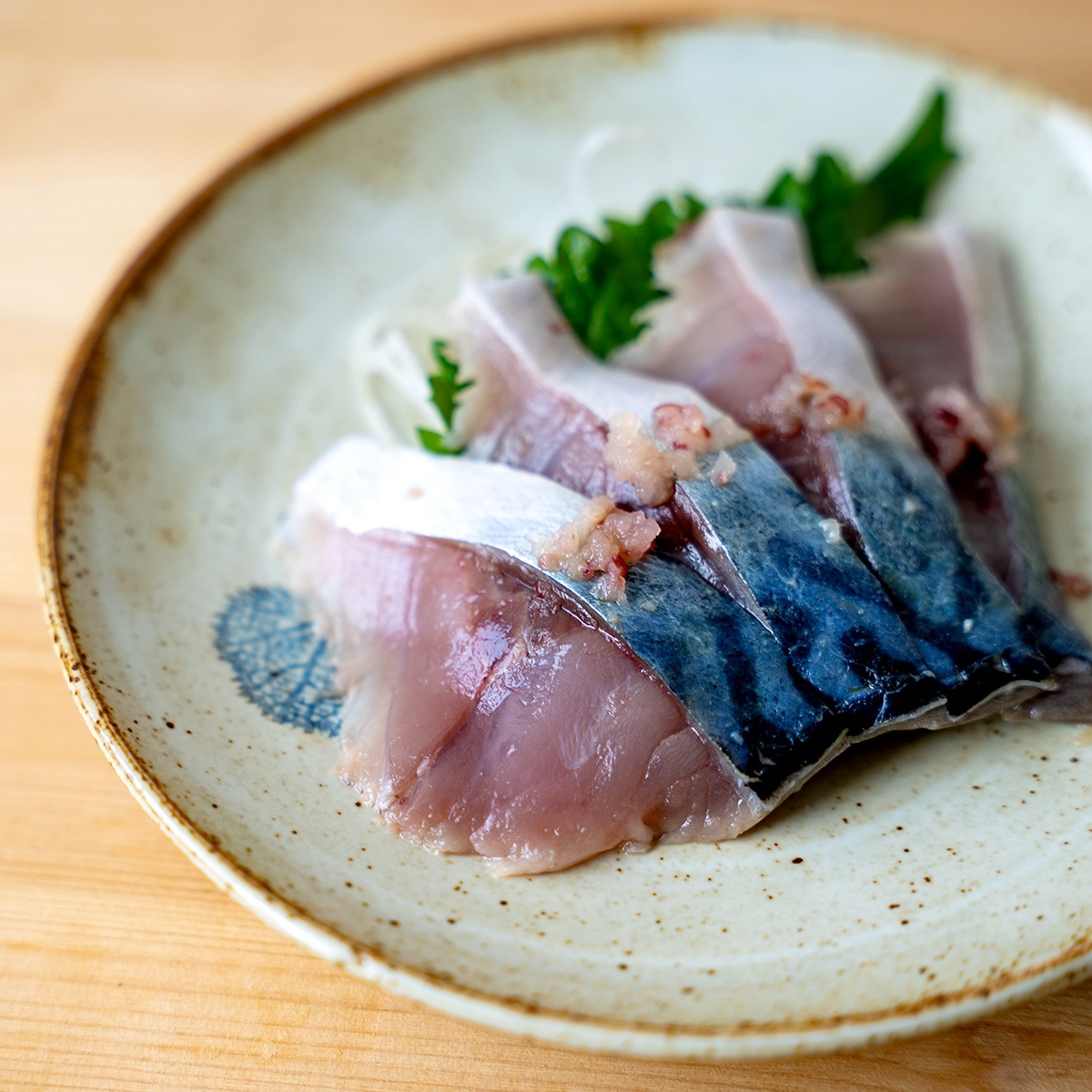 青森の海鮮おつまみ6点盛りセット（紅サーモン・八戸産しめ鯖・ホタテのみそ貝焼き・イカまるごとメンチ）青森ご当地グルメ