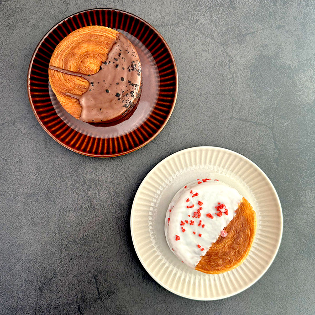 蔵家 クロワッサンロール2種11個セット(カスタード・チョコ) 冷凍 ニューヨーク発祥の渦巻き型クロワッサン