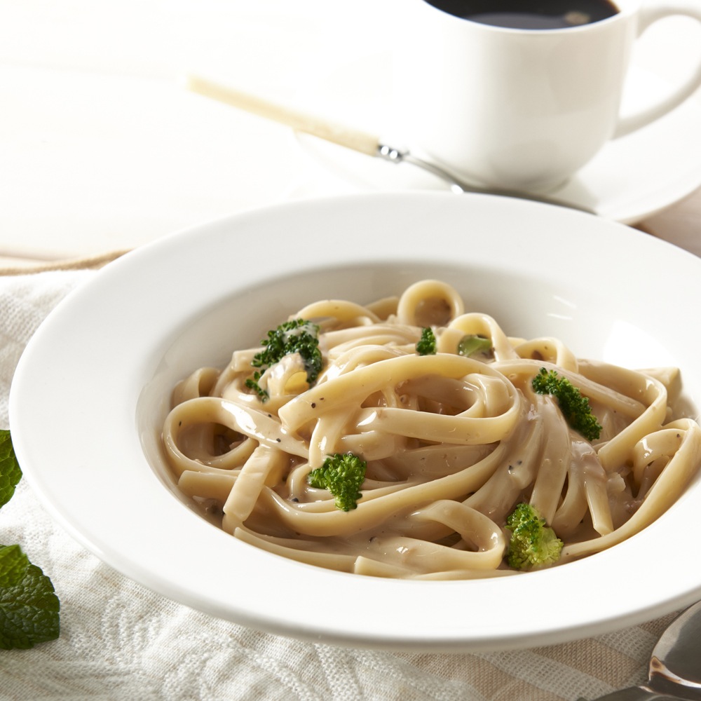 有機パスタ　フェットチーネ（DELUCA)ｘ12本入(ｹｰｽ)